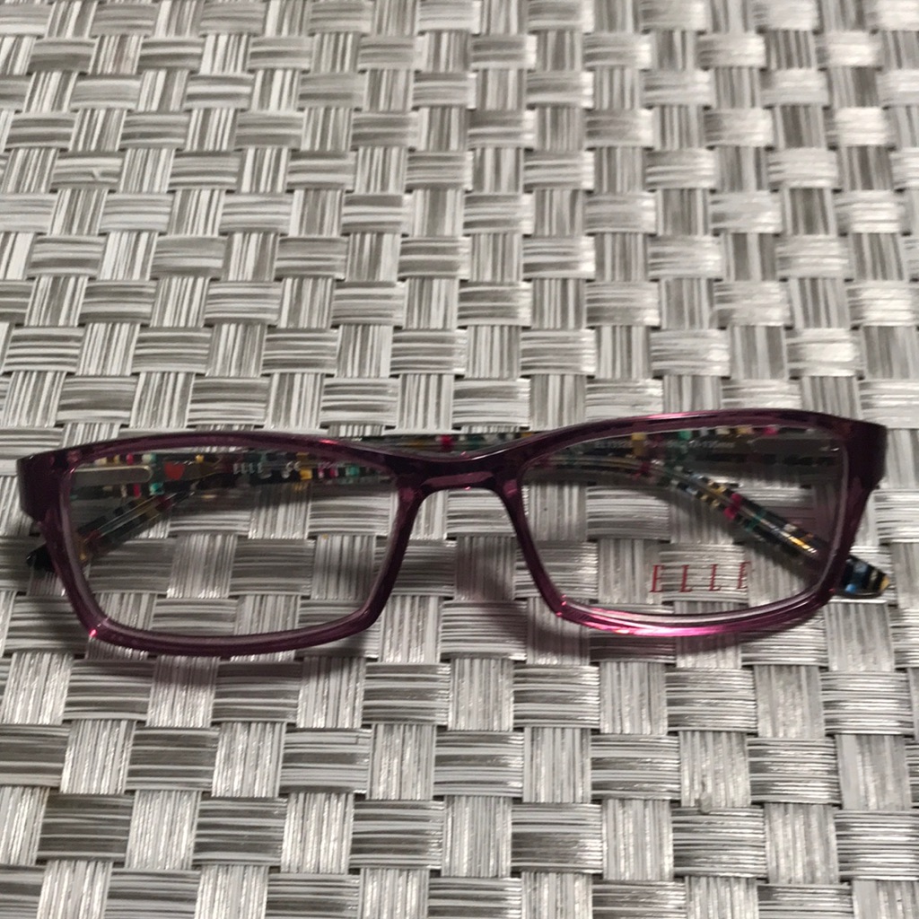 Elle Women Frame